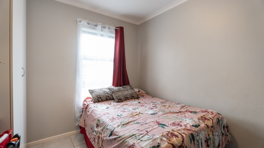 2 Bedroom Property for Sale in Burgundy Estate Western Cape